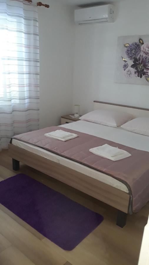 Mini Apartment Petra - Rooms Purple & Green With Kitchen And Garden Dubrovnik Exterior foto