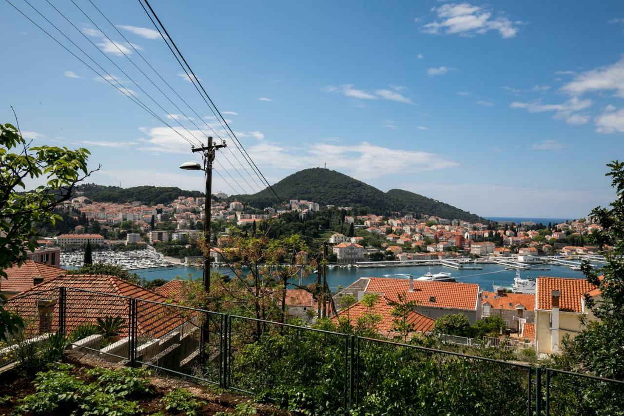 Mini Apartment Petra - Rooms Purple & Green With Kitchen And Garden Dubrovnik Exterior foto