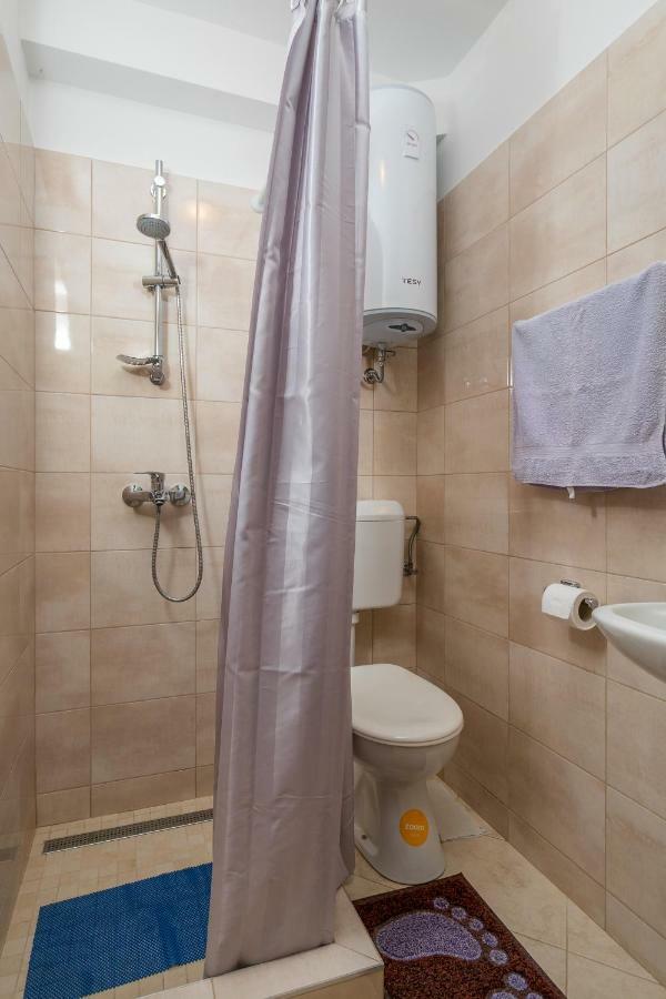 Mini Apartment Petra - Rooms Purple & Green With Kitchen And Garden Dubrovnik Exterior foto